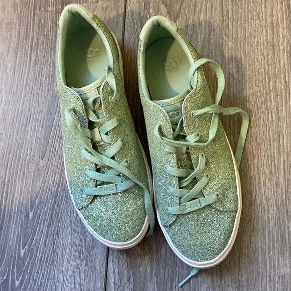 Ugg Green Sneakers - Picture 1 of 5